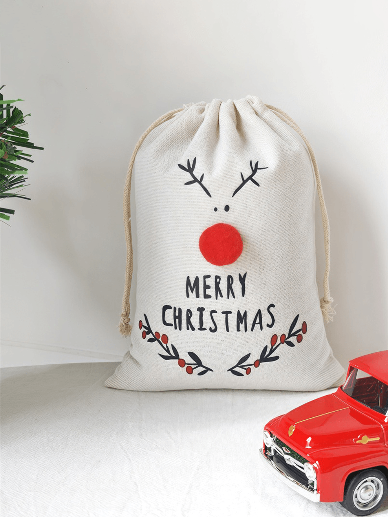 DIY Christmas Reindeer Canvas Gift Bag